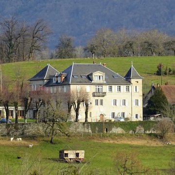 Le Château partagé